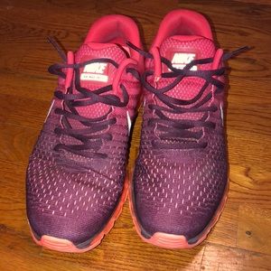 Men’s Nike AirMax Sneaker 2017